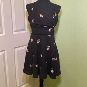 NWT Francesca’s black floral dress adjustable straps